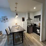 Apartamento Elegance Castillet - Plein Centre Proche Gare Bus Et Transports - Ideal Couple Ou Pro - Moderne Et Confort - Speciale Perpinhã