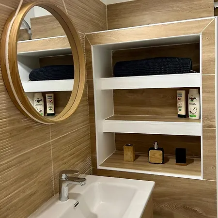 Elegance Castillet - Plein Centre Proche Gare Bus Et Transports - Ideal Couple Ou Pro - Moderne Et Confort - Speciale Apartment *