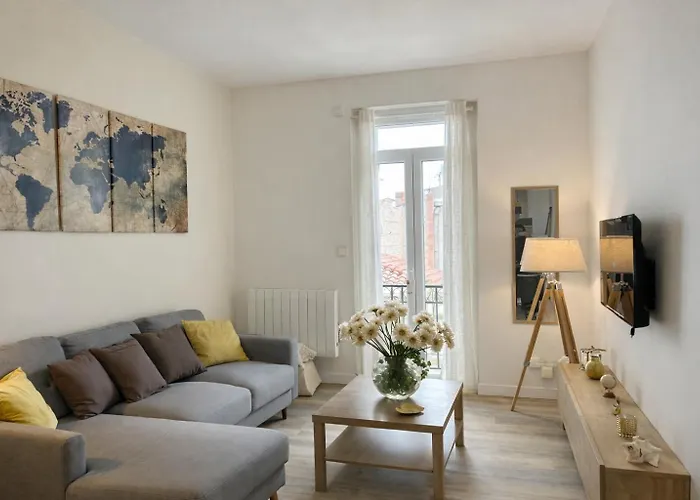 Apartment Elegance Castillet - Plein Centre Proche Gare Bus Et Transports - Ideal Couple Ou Pro - Moderne Et Confort - Speciale Perpignan