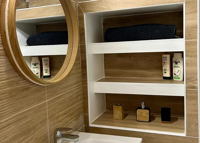 Elegance Castillet - Plein Centre Proche Gare Bus Et Transports - Ideal Couple Ou Pro - Moderne Et Confort - Speciale Perpignan