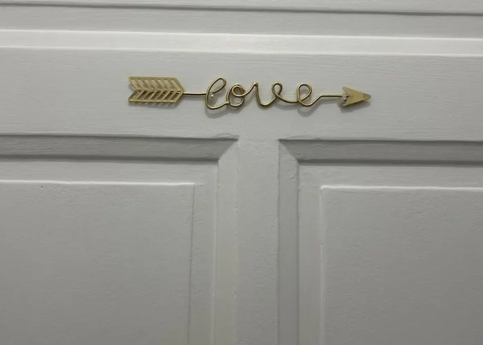 Elegance Castillet - Plein Centre Proche Gare Bus Et Transports - Ideal Couple Ou Pro - Moderne Et Confort - Speciale * Perpignan